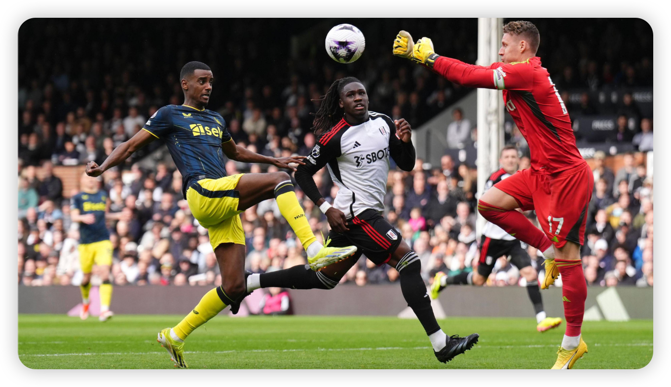 Newcastle Star Alexander Isak Targeted by International Burglary Ring: Mostbet Exclusive