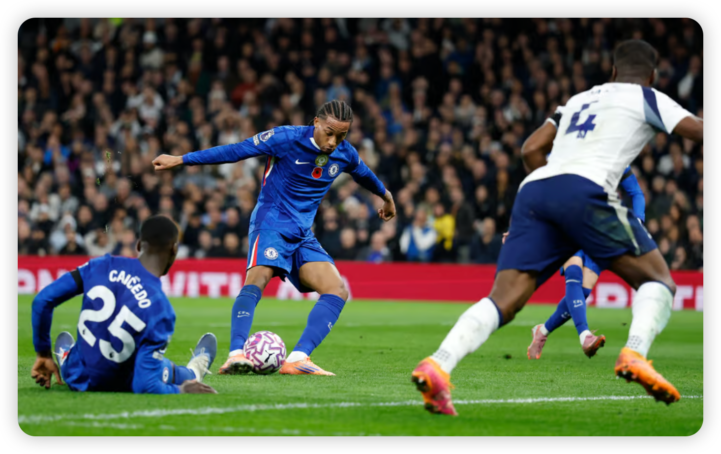 The Stage is Set for a Premier League Classic