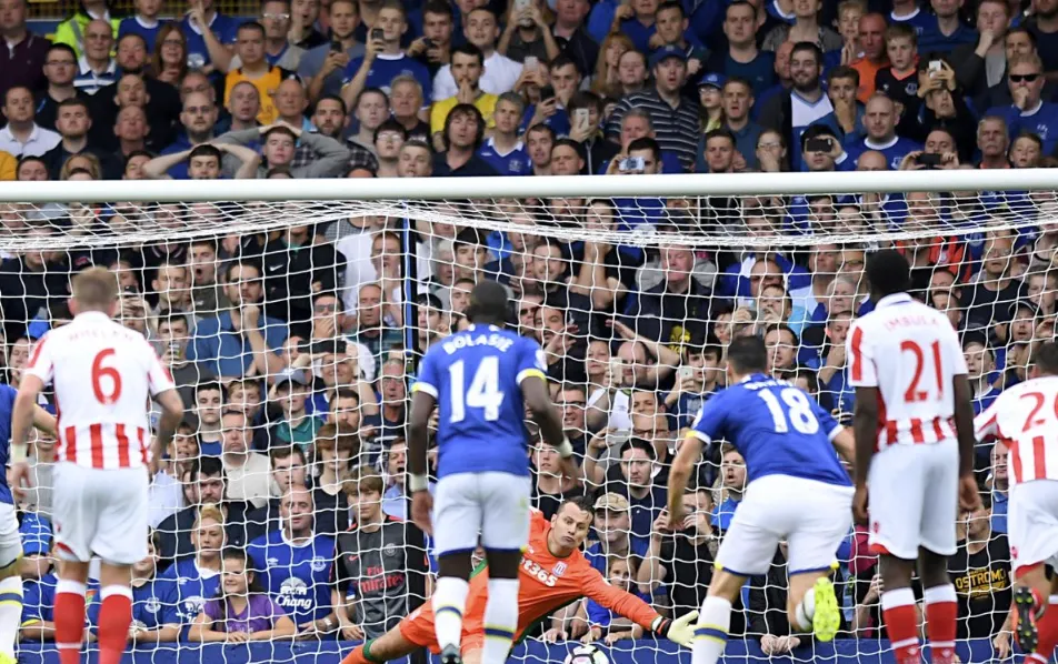 Stoke's Valiant Push and Missed Opportunities