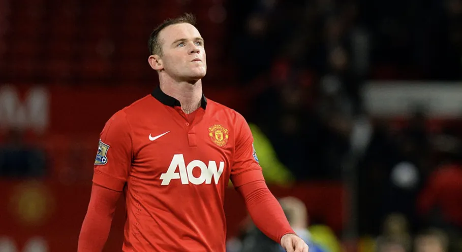 The Van Gaal Experiment: Rooney in Midfield